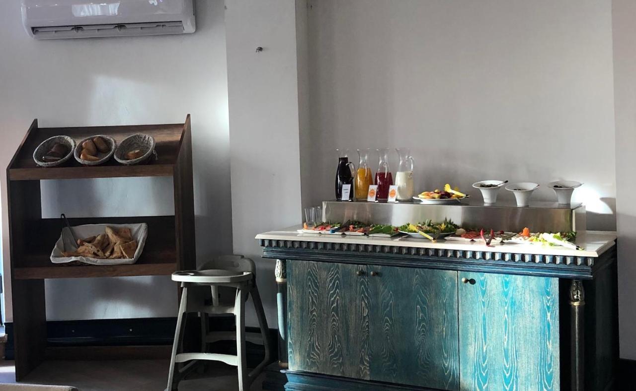 Green Queen Hotel Тбілісі Екстер'єр фото