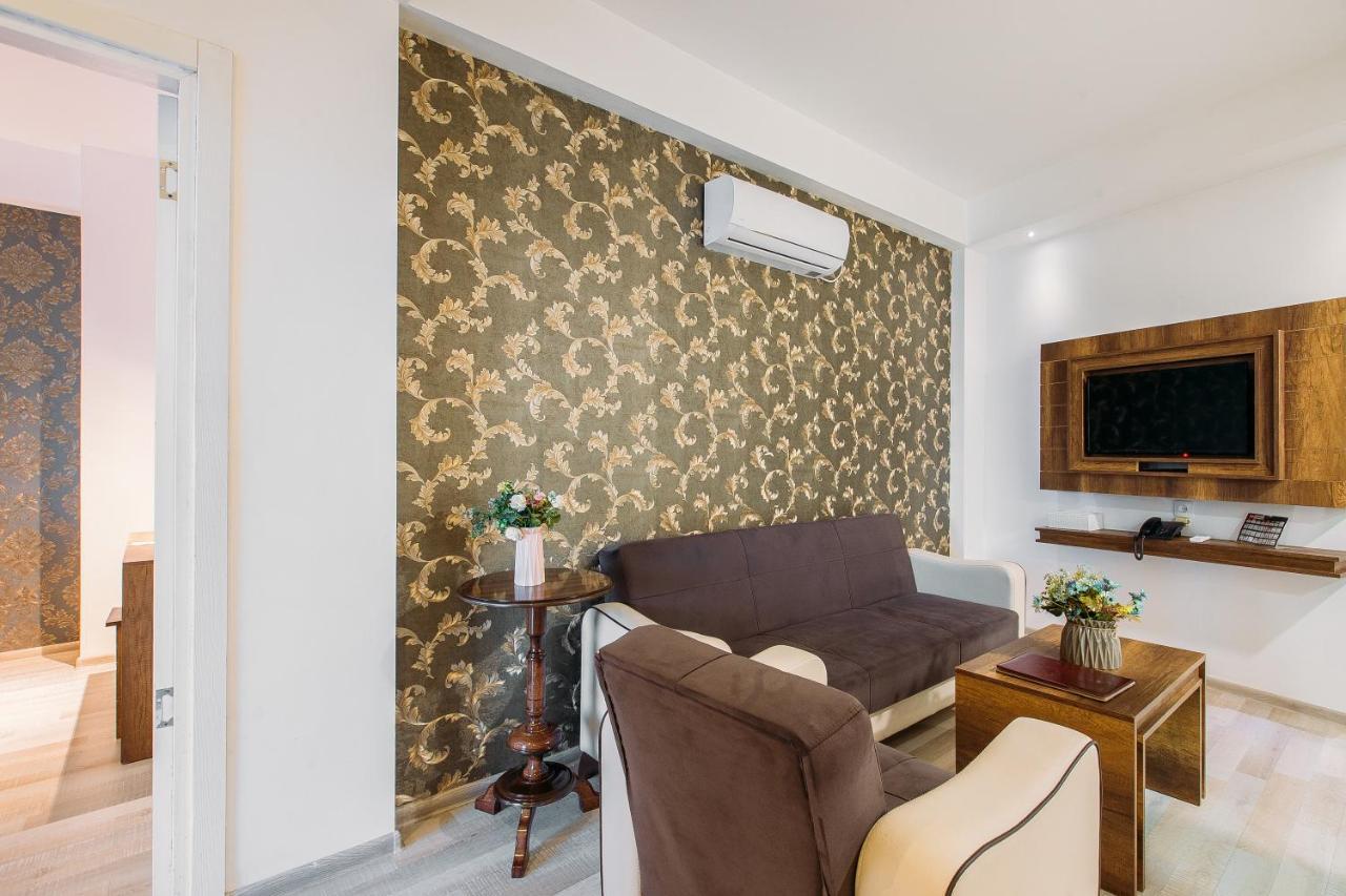 Green Queen Hotel Тбілісі Екстер'єр фото