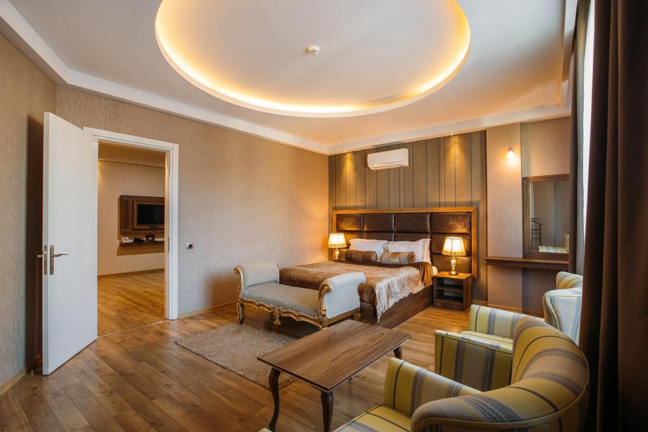 Green Queen Hotel Тбілісі Екстер'єр фото