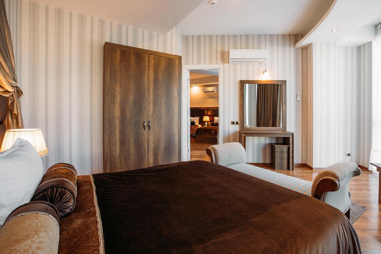 Green Queen Hotel Тбілісі Екстер'єр фото